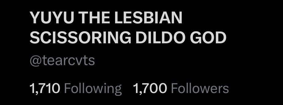 YUYU THE LESBIAN SCISSORING DILDO GOD tweet media