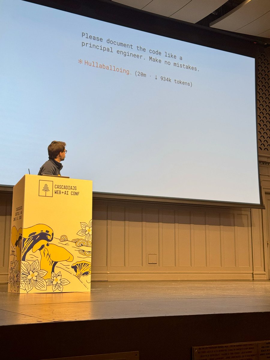 RoxanaCodes's tweet photo. Loved @filipsodic’s talk this morning! Hilarious and engaging points about sticking to TS. 😁
@CascadiaJS #CascadiaJS https://t.co/RvGxF6Kh64