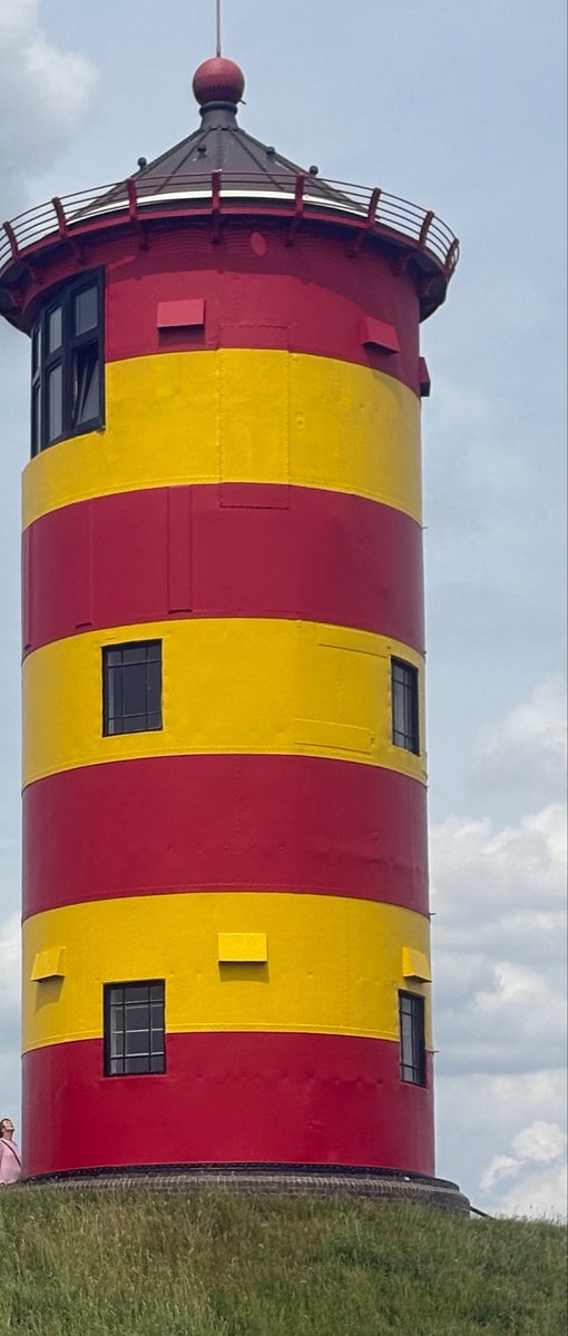 Herrmaennchen's tweet photo. Der Leuchtturm in #Pilsen darf nicht fehlen. Er sieht so lustig geringelt aus. https://t.co/NStiB74f3E
