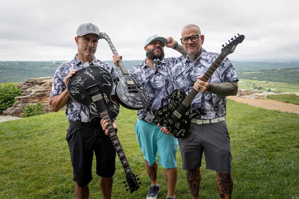 GolfBigCedar's tweet photo. Played it loud 🤘🔥🎸 https://t.co/L3DfhMlvNA