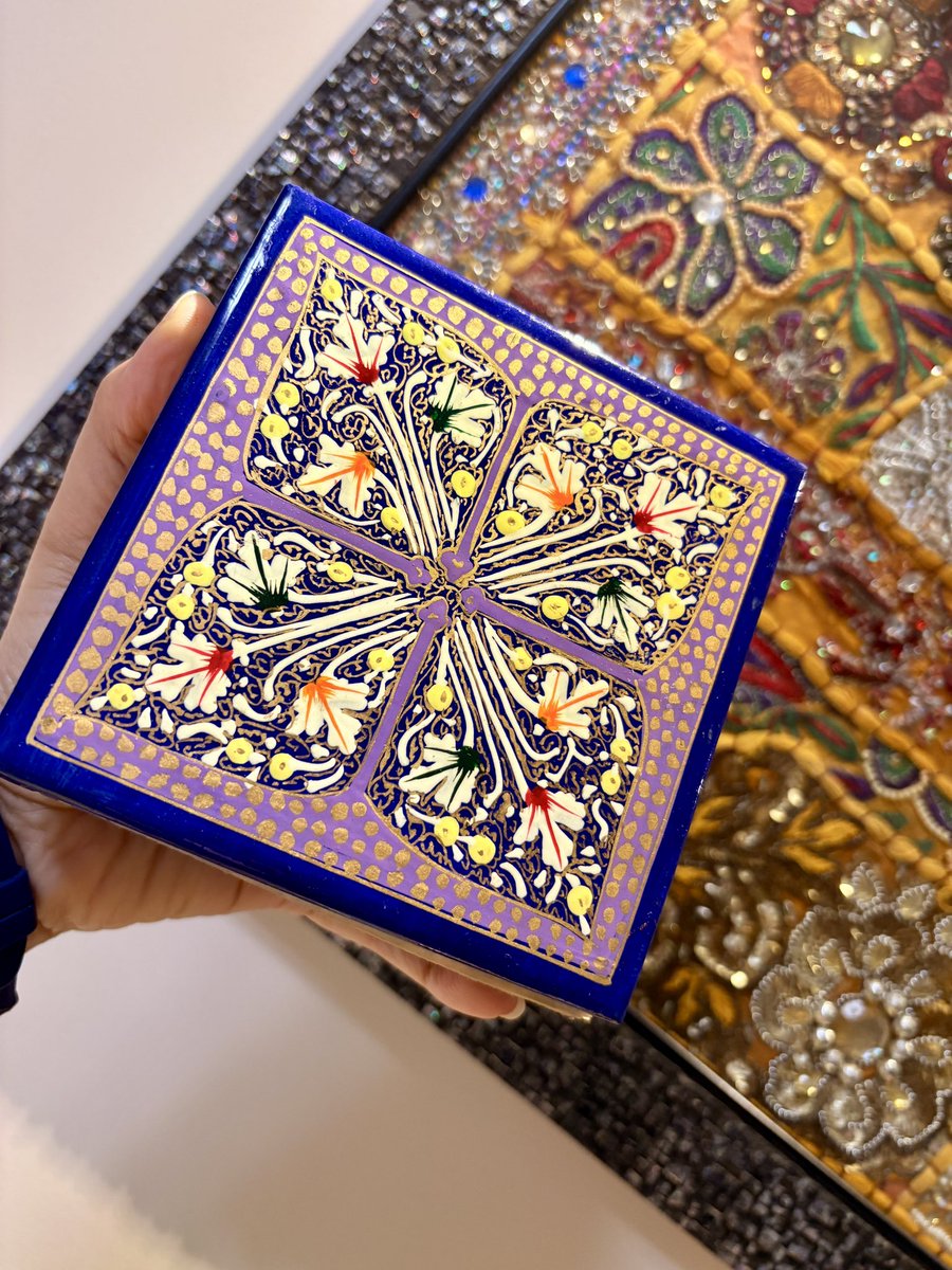 LunacyRedefined's tweet photo. I was gifted this pretty pretty hand painted coaster set. Such shaandaar dost I have! 💙 https://t.co/wKFeZxdqz3
