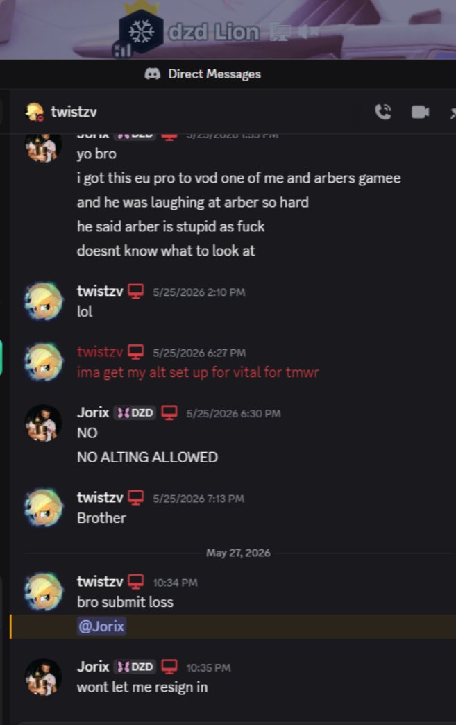 beybladechamp10's tweet photo. @VitalScrims unban 1127250506989969548 he got banned for saying he would alt even though he never did https://t.co/KjeqcuZyhX