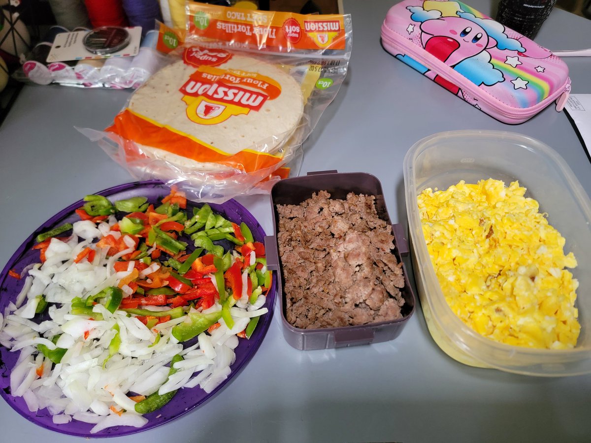 EmplehVT's tweet photo. Meal prepping 2 weeks of breakfast and 1 week of work lunches while jamming to My Little Pony music. https://t.co/QXQeDrMFIg