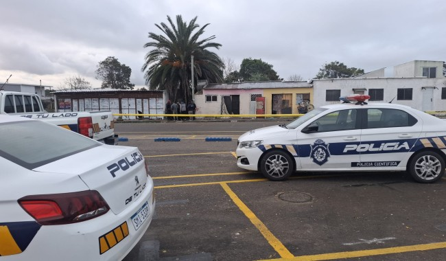 CorreodePunta's tweet photo. Un hombre de 26 años fue asesinado a balazos en la zona del predio ferial
https://t.co/SuKr0tN2ap https://t.co/aM6ynxYsBY