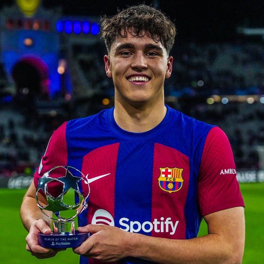 oleehbarca's tweet photo. 🚨 باريس سان جيرمان مهتم بالتعاقد مع باو كوبارسي مقابل 80 مليون.. ويعتقد أنه سيكون مناسبًا لمشروع النادي على المدى الطويل 🧐

TheGoalsZoneHQ https://t.co/SjFdbby5l6