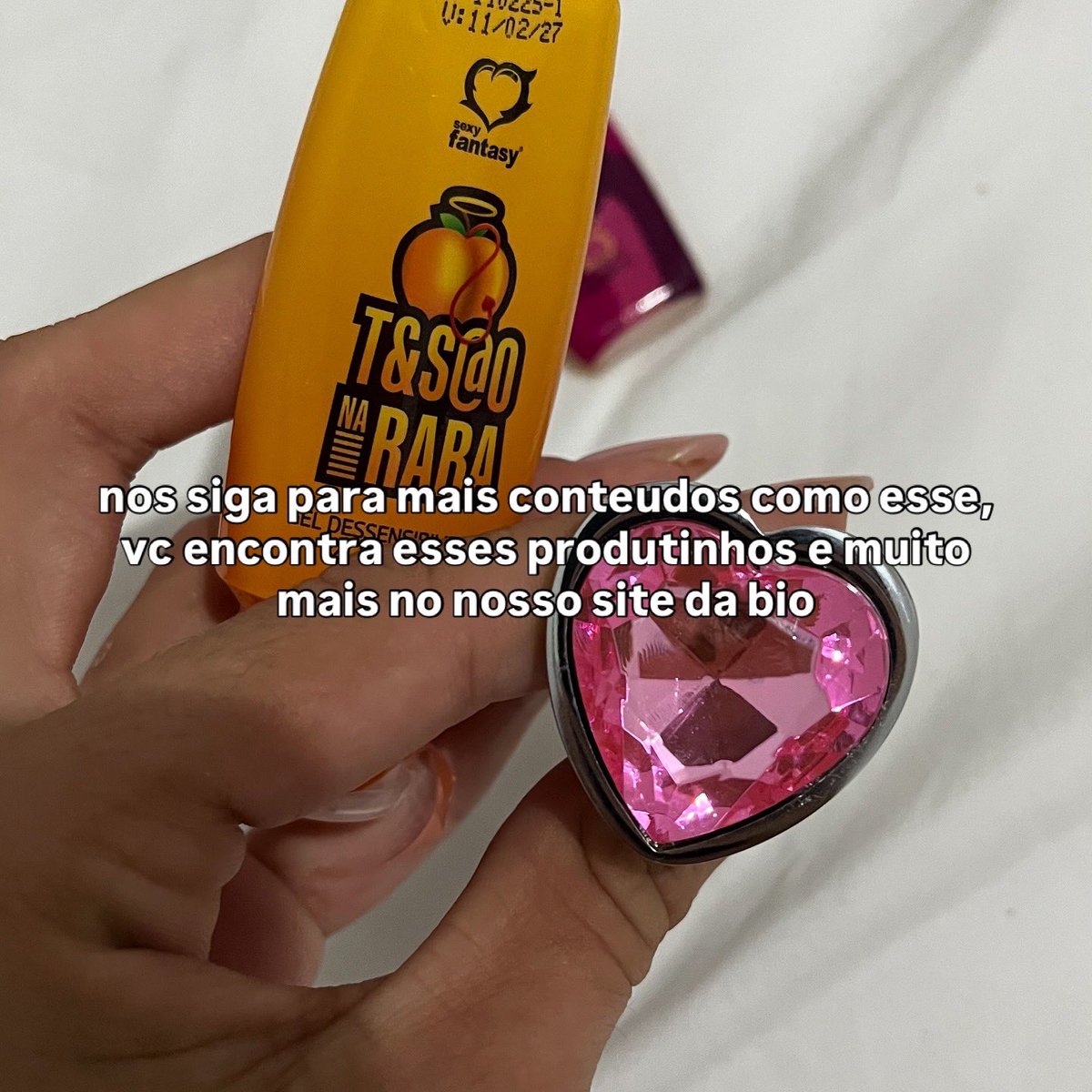 Lana Banana tweet media