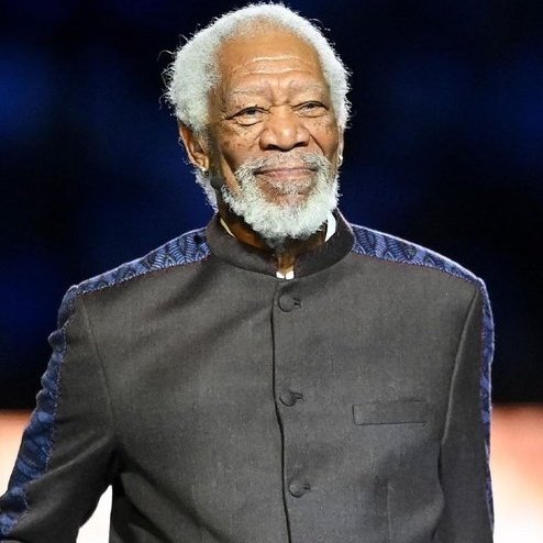 TurkMedyaAjansi's tweet photo. Amerikalı Ünlü Aktör Morgan Freeman ;

“İslam'da Ezan, Dünyanın En Güzel ve En Hoş Seslerinden Biridir..” https://t.co/o5ftiOWyYm