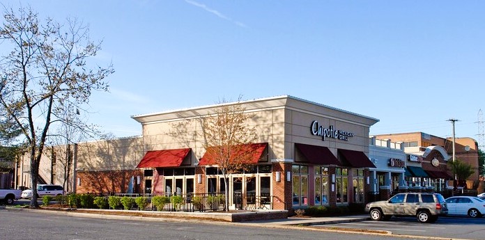 WRAP_org's tweet photo. 🆕 Following a call re. a “large group of juveniles” refusing to leave the Maple Avenue Chipotle, Town of Vienna Police (@VPDVA) detain two teens suspected of underage drinking inc. a 15-year-old female demonstrating “slurred and incoherent speech, difficulty maintaining balance and erratic behavior.” Each youth issued counseling summons and released to a parent. 🚔 #UnderageDrinking #NotAMinorIssue https://t.co/unmOxMYXmo