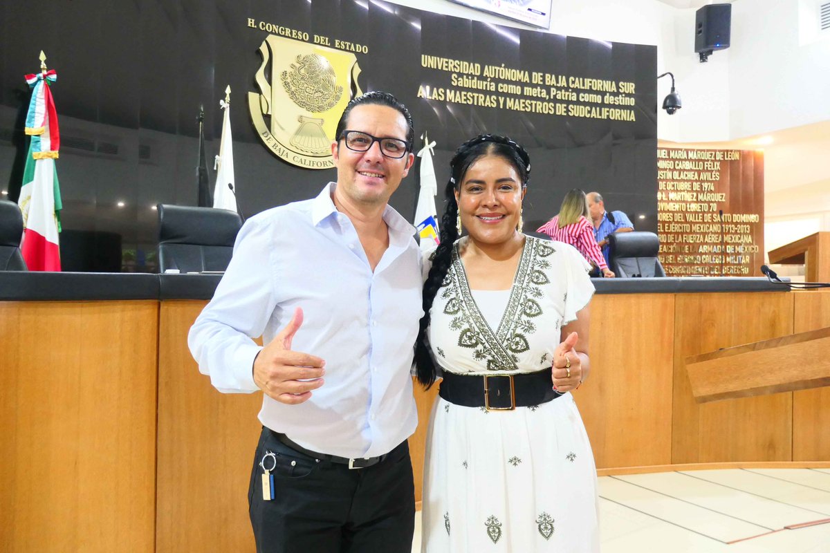 EufrosinaCruz's tweet photo. Gracias a las y los periodistas de Baja California Sur por ayudar a visibilizar una realidad que nunca debió normalizarse. Las niñas son niñas, no esposas y mucho menos mamás. Hoy estamos más cerca de dar un paso histórico para proteger su infancia 💜

@LupitaSaldana_ @FcoERREJON https://t.co/okDXybv2Ai