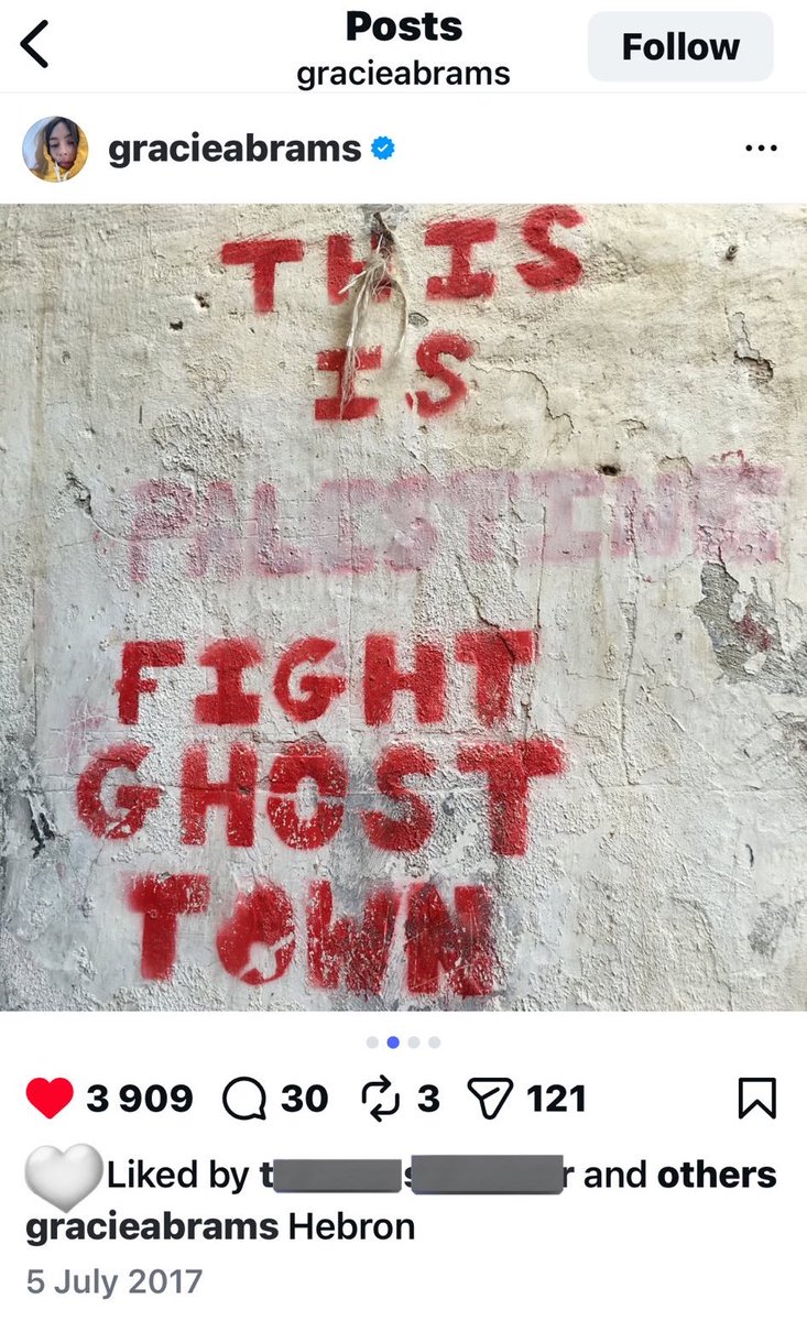 mymomswifi's tweet photo. Yall ppl cant read omg shes pro Palestine even before her career started https://t.co/3YH2iT4CK4
