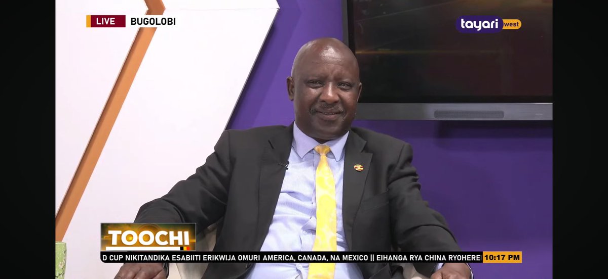 tumu_tungire's tweet photo. "There is a debate in Uganda, Is Patriotism taught or forced?
My two cents are that they should both co-exist and legislators should make rules that make Corruption risky" ~ Fred Bamwine
@CSBAGUGANDA
#EndCorruptionUG https://t.co/4qN4TV2Old