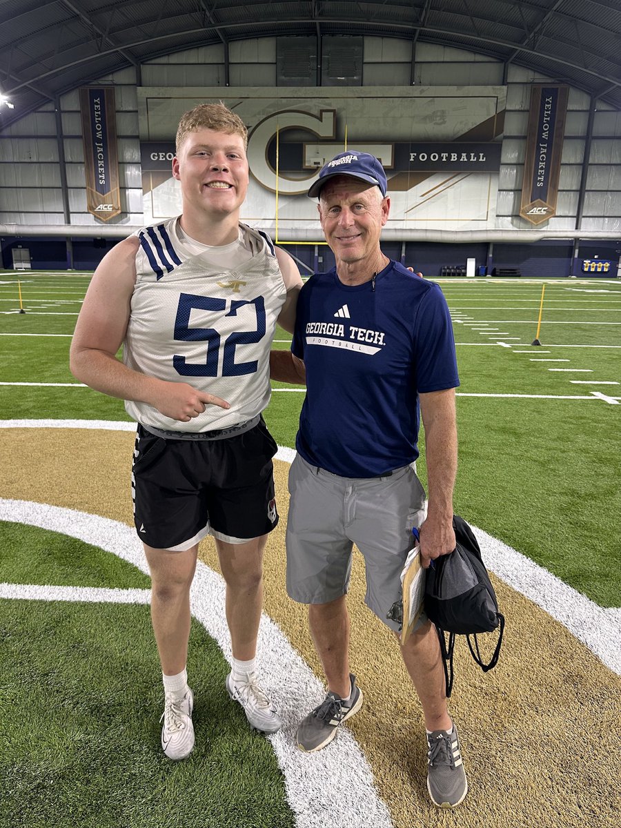 JohnStanley706's tweet photo. Had a great camp with @GeorgiaTechFB! Big thanks to @CoachTimSalem, @CoachBFarrell, and @JMorrisonCoach for the opportunity to come compete. #StingEm 🐝

@Coach_KPope @CoachHJSimpson @NwGaFootball @jeremycrabtree @RecruitGeorgia @OneOnOneKicking @Bamasnap @HKA_Tanalski https://t.co/UqVMp6Tqx4
