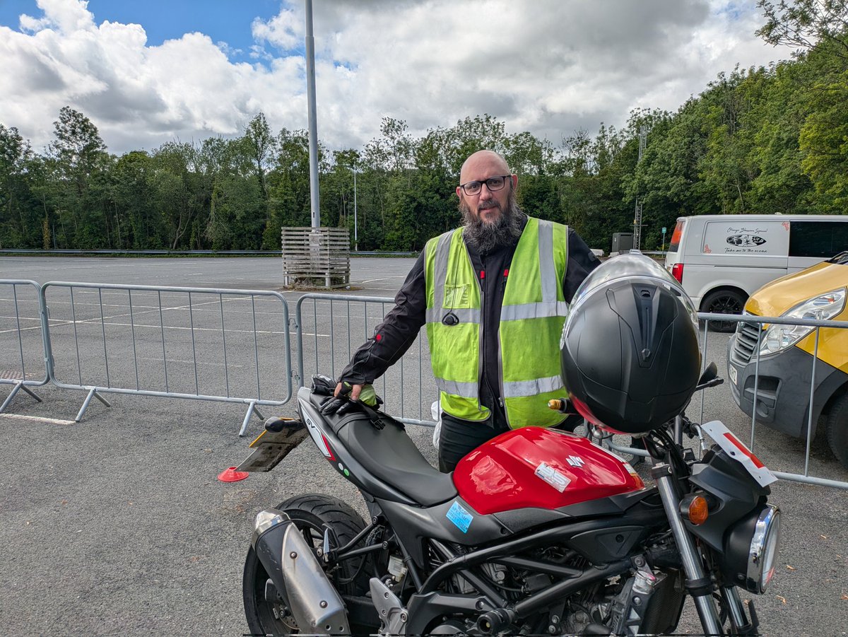 ApexMCT's tweet photo. Tip top Tuesday, Matt and Reyvan on CBT plus Mod1's for Lee at Wolves and Dan and Matt at Garretts👏 https://t.co/B9JfJ1SF9b