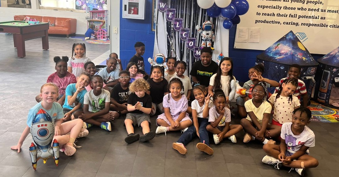 BGCNAL's tweet photo. Summer just got a whole lot better for kids (and parents :) all over North Alabama. 😎☀️
Art. Sports. STEM. Friends. Food. Adventures they won't stop talking about.
Welcome to the Club, everyone — this is going to be a GREAT summer! 🙌 https://t.co/QmRNDdem6F