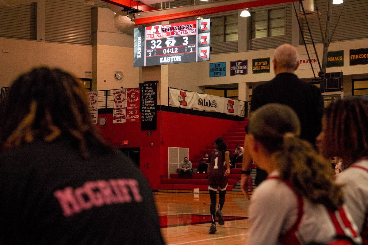 GoRedRovers's tweet photo. Check out our LED scoreboard in the EAMS gym!

This upgrade was thanks to Scoreboard Media, bringing more energy and more excitement to all our home games.

If you want to support our athletics, you can sponsor/advertise on the scoreboard at 
https://t.co/0SYDCZ9Oce! https://t.co/8XCdC4LBZ7