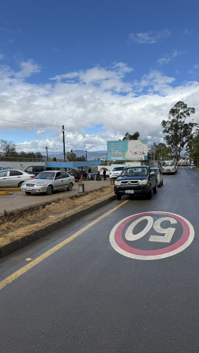 JeroCis's tweet photo. De qué manera se puede hacer respetar la ley 
NO ESTACIONAR https://t.co/otWpJyqiPq