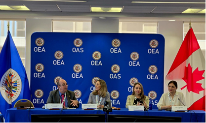 CICAD_OEA's tweet photo. @CICAD_OAS and the @EscuelaOEA are joining forces to support continuing education for professionals working in the justice sector.

Maria Fernanda Trigo, Director of the OAS Department for Effective Public Management together with team @CICAD_OEA presented the results of this joint effort under the "Gender in the Criminal Justice System (Phase 2)" project. Thanks to the continued support of Canada 🇨🇦 (@CanadayOEA @CanadaFP @GAC_Corporate), this valuable training tool is now a reality.

The Virtual Training on Gender-sensitive Alternatives to Incarceration (ATI) utilizes an innovative platform which makes use of Artificial Intelligence (AI) through interactive avatars to guide justice, health, and social services professionals.

Through the virtual campus, this comprehensive plan features:
✅ 8 modules of structured content with dynamic multimedia lessons.
✅ Assessments that grant an official certificate endorsed by the @EscuelaOEA.
✅ An intuitive platform with virtual AI tutoring tools and supplementary materials.

#CICAD and the #OAS continue to provide practical tools to consolidate more effective and humane justice models.