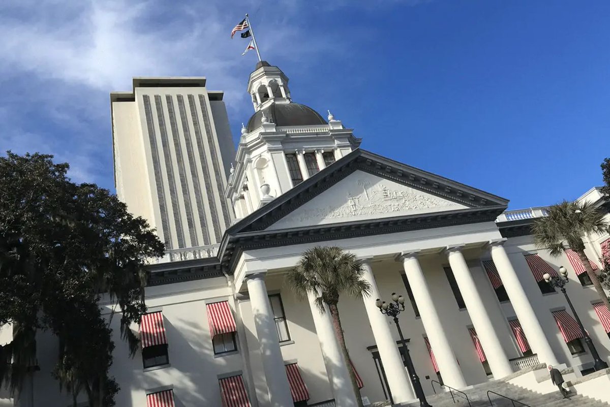 FLVoiceNews's tweet photo. NEW: Florida Legislature approves historic property tax overhaul, sends amendment to November ballot.

Senate bill sponsor @BryanAvilaFL:"This amendment takes a historic step, providing meaningful relief for Florida families." https://t.co/EUekYxFttH