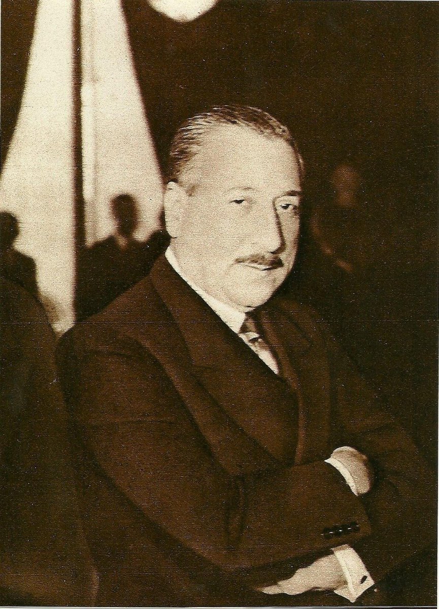 Theodiscus2's tweet photo. El 4 de junio de 1943, Robustiano Patrón Costas daría su discurso aceptando la candidatura presidencial de la Concordancia en la Convención Nacional del Partido Demócrata Nacional. Pero dicha alocución no pudo ser pronunciado con razón del golpe de Estado que derrocó al presidente Ramón S. Castillo y luego canceló las elecciones presidenciales de septiembre. 

Aún así, Patrón Costas difundió su discurso a través de la prensa nacional pocos días después del golpe, inducido por sus amigos políticos y por su yerno Alejo López Lecube.

Uno de los aspectos centrales del discurso fue la definición de lo que entendía por conservadurismo. Frente a quienes identificaban a los conservadores con la resistencia al cambio, Patrón Costas sostuvo que "en el término conservador, como yo lo entiendo, caben todas las reformas que exija nuestra evolución progresiva". Según sus palabras, el objetivo debía ser "la conciliación de sus intereses, por la mejora del bienestar económico del pueblo y por la comprensión humana de sus necesidades y dolores".