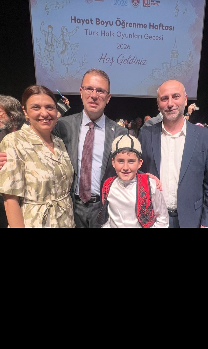 mhpavcilarilce's tweet photo. MHP Avcılar İlçe Yönetim Kurulu olarak, Hayat Boyu Öğrenme Haftası kapsamında düzenlenen Türk Halk Oyunları Gecesi programına katılım sağladık. 

İlçe Kaymakamımız Sayın Dr. Orhan Burhan’ın da teşrif ettiği bu anlamlı gecede, kültürel değerlerimizin yaşatılmasına katkı sunan tüm emeği geçenlere teşekkür ediyoruz.
@_MHPistanbul_ 
@BBvolkanyilmaz 
@rahmancanmhp 
@erhanbulaca