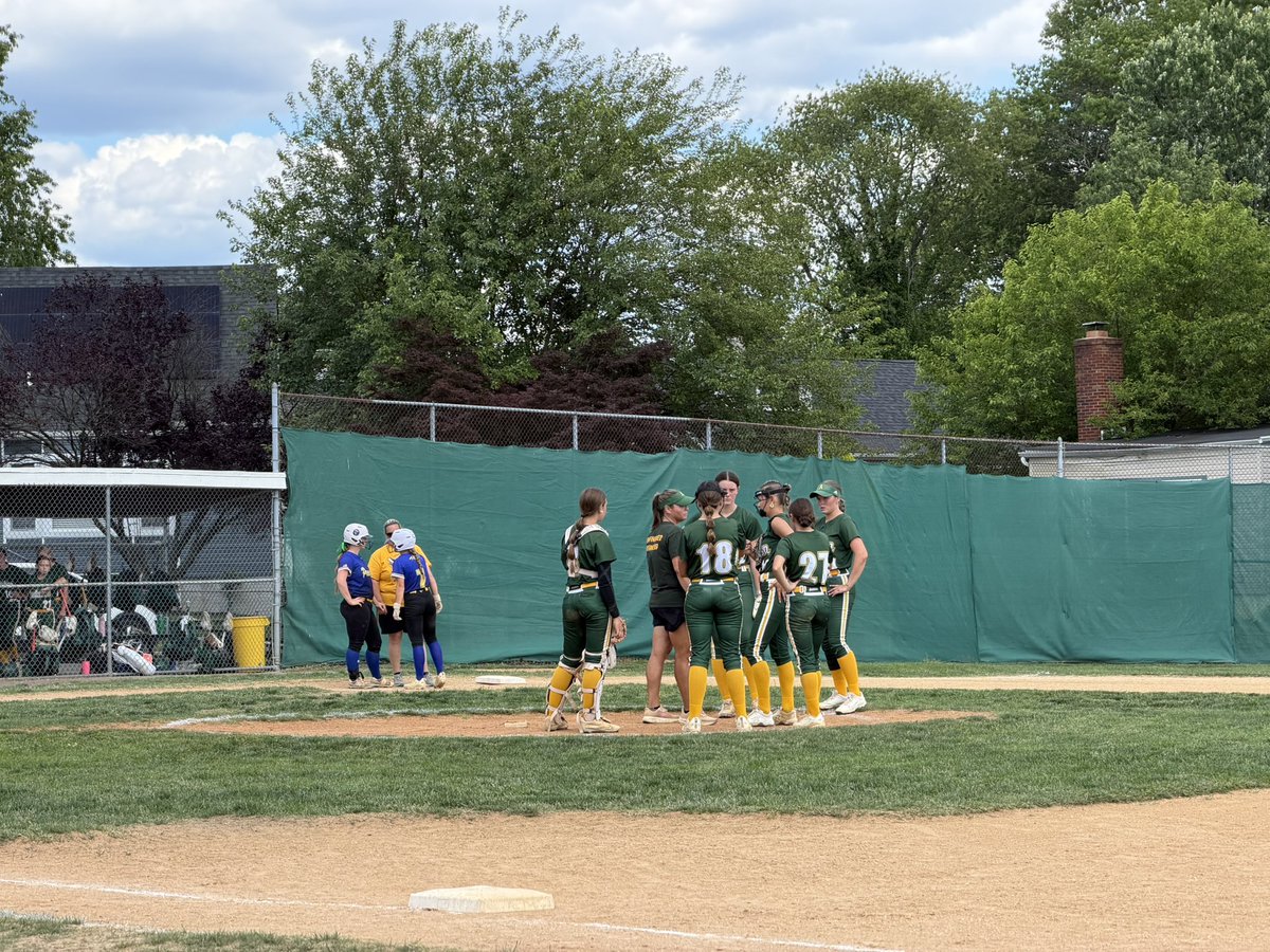 tortreports's tweet photo. Weber RBI double on fly to left, Edwards scores to give fifth-seeded Pennsville a 2-1 lead over top-seeded Audubon in SJ1 semis

Kylie Cannaday relieving Copsetta, still batting with no outs T6 🥎🥎🥎

@AGW_Athletics @PMHSAthletics https://t.co/fhrMxJkH9I