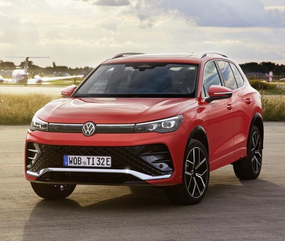 technowavecom's tweet photo. Volkswagen’in, haziran ayı liste fiyatları belli oldu! (Reklam değildir)
 
🔸Taigo: 2.165.000 TL
🔸T-Cross: 2.275.000 TL
🔸Golf: 2.258.000 TL
🔸Yeni T-Roc: 2.755.000 TL
🔸Tiguan: 3.402.000 TL
🔸Tayron: 3.667.000 TL
🔸 ID.4: 3.126.150 TL
🔸 Passat: 3.600.000 TL
🔸ID.7: 4.415.150 TL
🔸Golf GTI: 4.924.150 TL
🔸Golf R: 6.683.150 TL
🔸Touareg: 10.717.150 TL