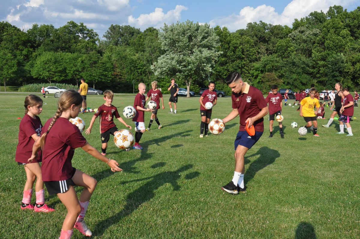 DCFCDownriver's tweet photo. ⚜️ DETROIT CITY FC SUMMER CLINIC ⚜️
𝙋𝙧𝙚𝙨𝙚𝙣𝙩𝙚𝙙 𝙗𝙮 𝙏𝙤𝙩𝙖𝙡 𝙒𝙞𝙧𝙚𝙡𝙚𝙨𝙨
The Detroit City FC Youth Summer Clinics presented by Total Wireless offer young players across the Detroit area a unique, one-day soccer experience led directly by Detroit City FC professional players. These special evening clinics are designed to inspire, connect, and engage the next generation of players through hands-on training and meaningful interaction with the pros.

Open to players of all skill levels, these clinics give participants the rare opportunity to learn directly from DCFC first-team players in a fun, high-energy environment while also getting a closer look at what it means to be part of the Detroit City FC community.

𝗣𝗿𝗼𝗴𝗿𝗮𝗺 𝗜𝗻𝗳𝗼𝗿𝗺𝗮𝘁𝗶𝗼𝗻

Ages: 6–14
Time: 6:00 PM – 7:30 PM
Date: Monday, July 27, 2026
Cost: $30 per player
Locations: Heritage Park - 12111 Pardee Rd, Taylor, MI 48180
Register: https://t.co/CDOveooy68

𝗦𝗽𝗲𝗰𝗶𝗮𝗹 𝗢𝗳𝗳𝗲𝗿:
Clinics are presented in partnership with Total Wireless. Visit the link below to find out about a free voucher from Total Wireless.
https://t.co/2xVe7pzSy4

Please reach out to maxwell.murray@detcityfc.com or megan.abela@detcityfc.com with any questions.