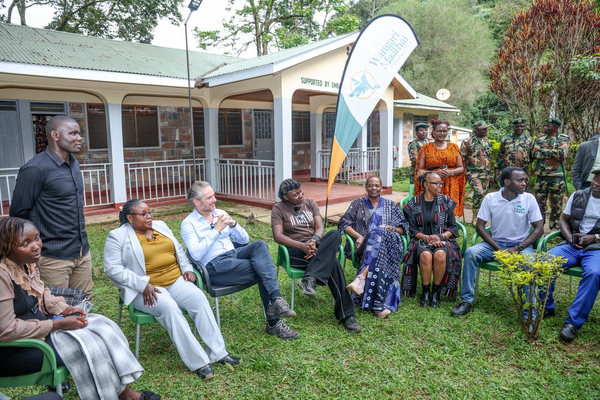 WangariMaathai's tweet photo. H.E. Arnaud Suquet, the French Ambassador to Kenya, visited the local Youth Hub to interact directly with the youth. This interactive session provided a powerful space for young changemakers to share their ideas, innovations, and aspirations for environmental governance. https://t.co/xdK9Ty6cKm