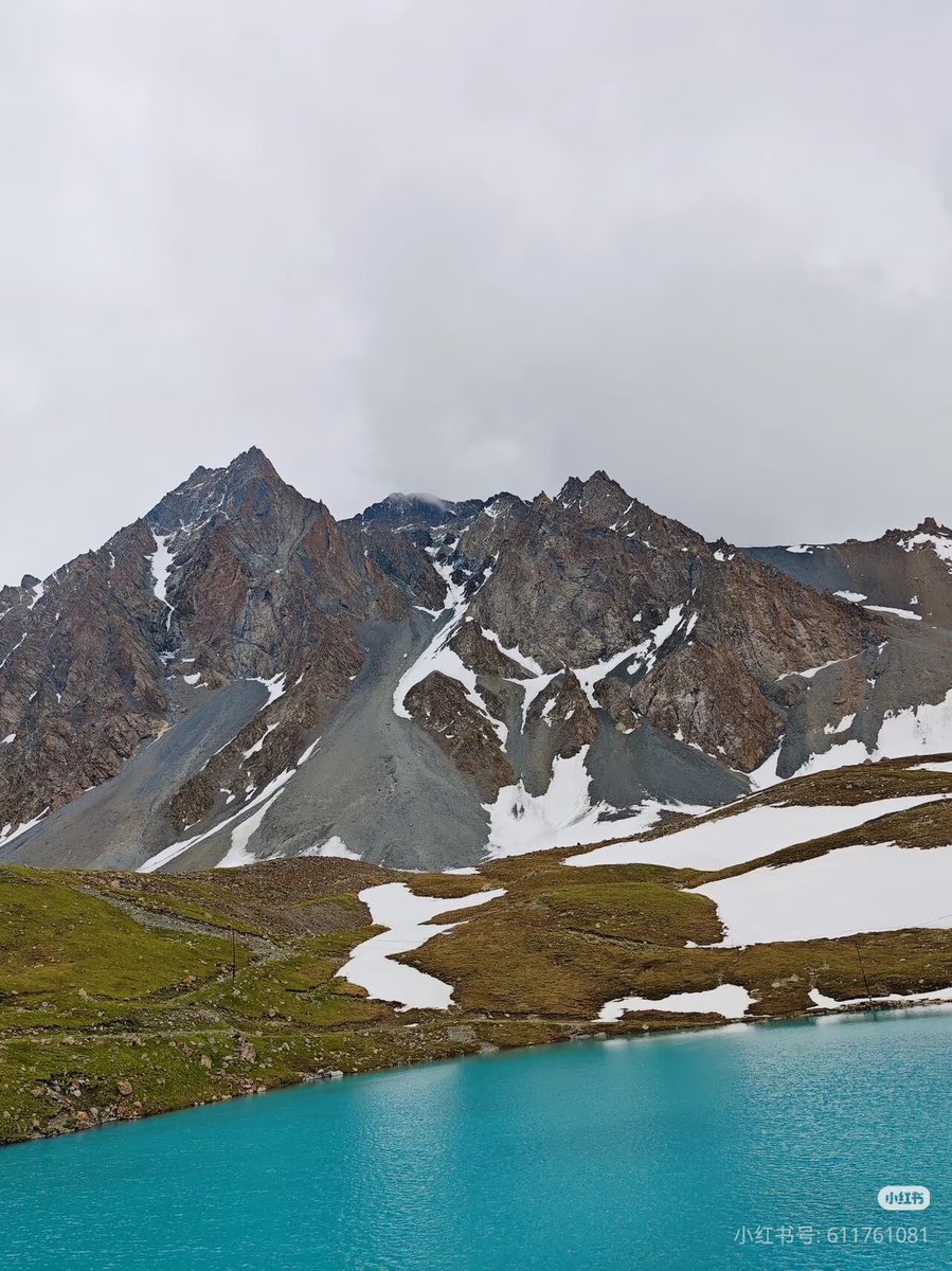 ChineseEmbinUS's tweet photo. The 561-km #Duku Highway in #Xinjiang reopened to traffic on June 1 following its seasonal closure. The route offers a journey through a wide range of scenic landscapes in a single stretch. 🚗✨ @xinjiangchannel @ExploreXJ @DXinjiang @XinjiangUpdates 
#ChinaTravel #BeautifulChina https://t.co/Vy5eF2YTL3