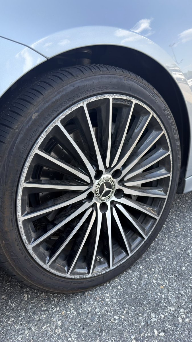 AcornsOP's tweet photo. "im just a girl" and all her wheels look like this https://t.co/wIUkzd3JfN