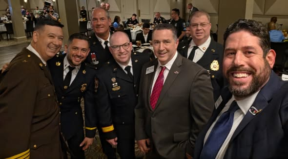 BarryJacksonCM's tweet photo. Today I was honored to go to the 37th Annual @Rockville411 Public Safety Awards luncheon honoring  first responders - @RockvilleCityPD and @RockvilleVFD and others who aid our city’s residents.

I am proud to be in a City that values their service and am humbled by their bravery. https://t.co/q6hQSaghq0