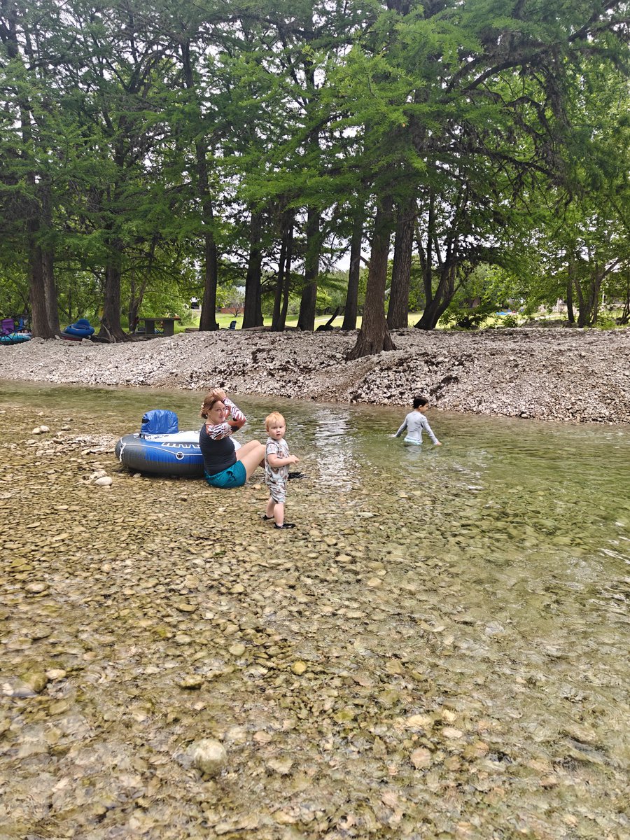 wmflies's tweet photo. Good times on the Frio, Comal &amp; Guadalupe 🤠 https://t.co/oFcTfYxm6Q