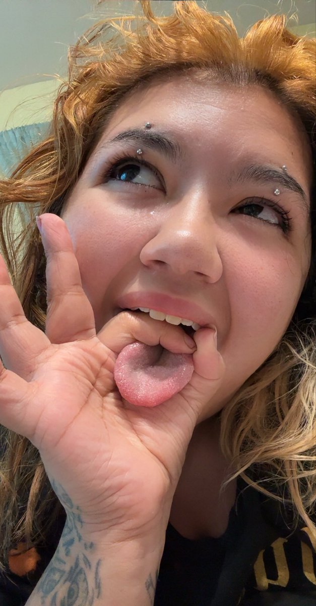 stimangel's tweet photo. daily rimming appreciation post https://t.co/d126USmT0v