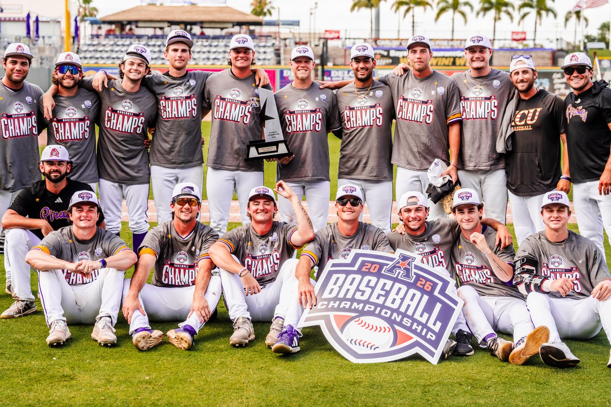 j_webb2004's tweet photo. It was truly a dream come true to wear the purple and gold. The lessons learned, memories made, and relationships built in Greenville will always be close to my heart. I love this place and I couldn’t be more thankful to be a Pirate🤟🏼🏴‍☠️ https://t.co/bCLNiYoKUU