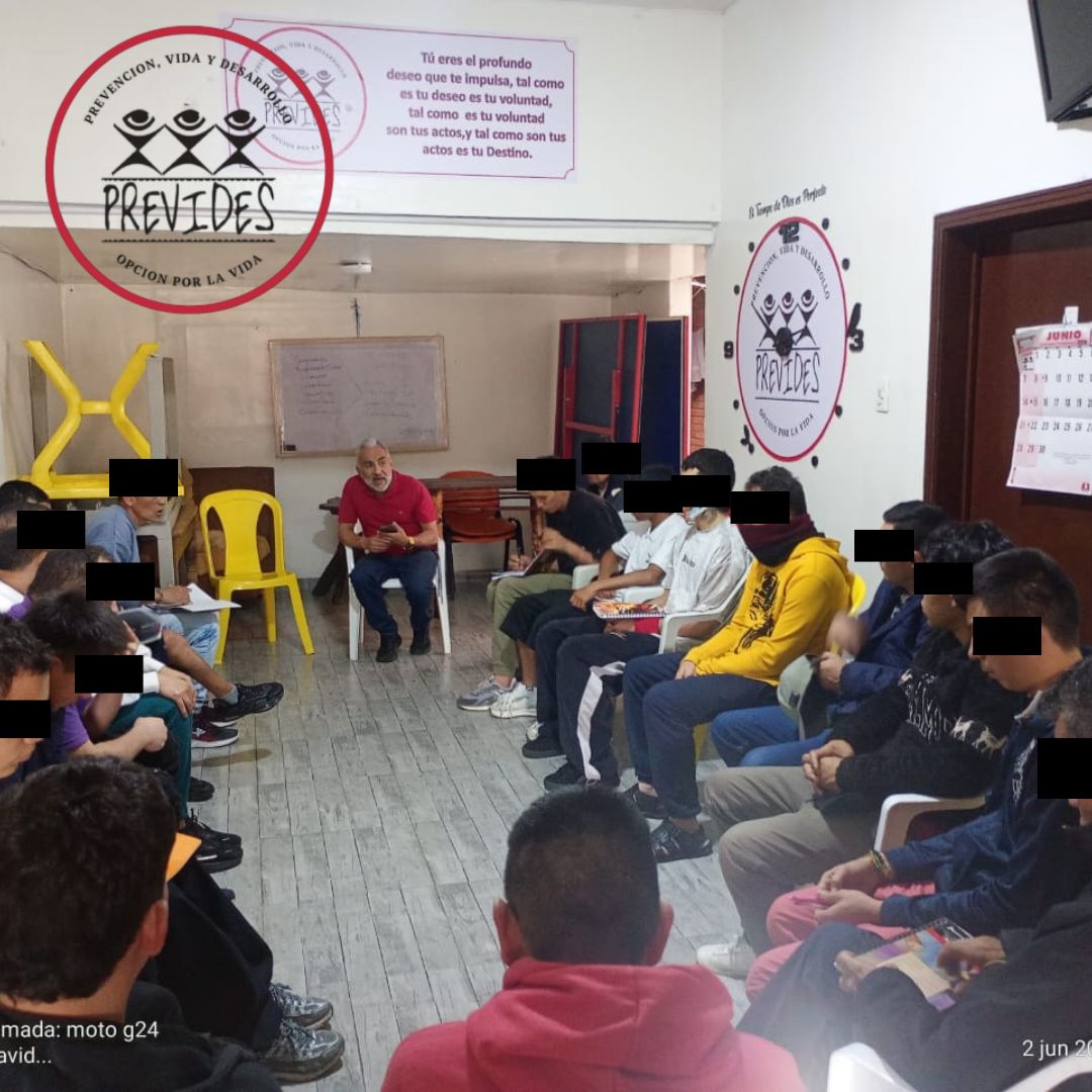 previdesduitama's tweet photo. Trabajo de experiencia personal sobre aspectos de trabajo del primer paso, como la negación, tocar fondo, la ingobernabilidad.

PREVIDES, Duitama, Boyacá.

#prevides #duitama #controldeadicciones #prevencion #vida #salud #alcoholicosanonimos #recuperacion https://t.co/fhkWQr8K01