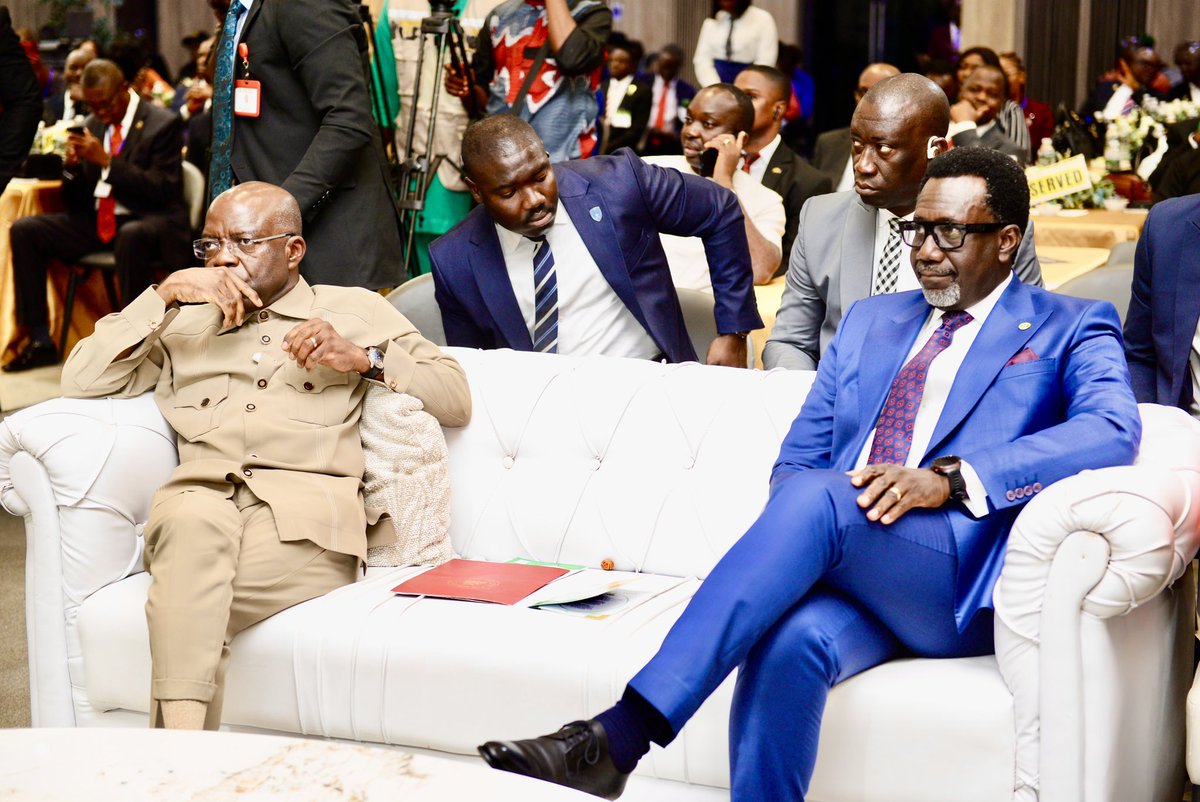 NaicomNG's tweet photo. For Twitter:
At the NCRIB CEOs’ Retreat in Umuahia, the Commissioner for Insurance/Chief Executive of NAICOM reaffirmed the vision of a stronger, more inclusive insurance sector.
#NAICOM #InsuranceInNigeria #AbiaState #DrAlexOtti #OlusegunAyoOmosehin #IPPF #NCRIB #NIIRA2025 https://t.co/SjOe8GilxM