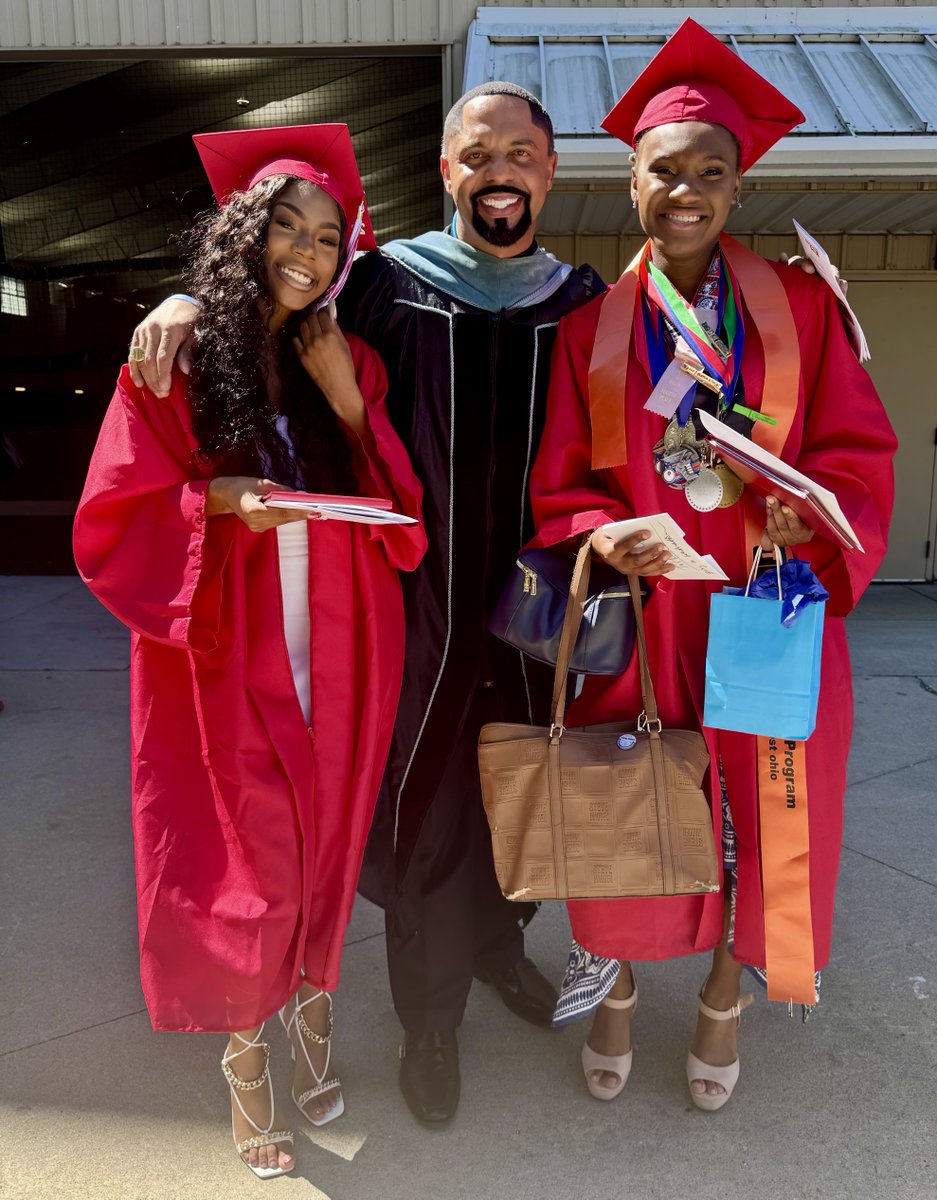 romules_'s tweet photo. Congratulations to the graduates of Bowsher High School Class of 2026. You are college and career ready!

TPS Proud! https://t.co/b4qFKVTyvC