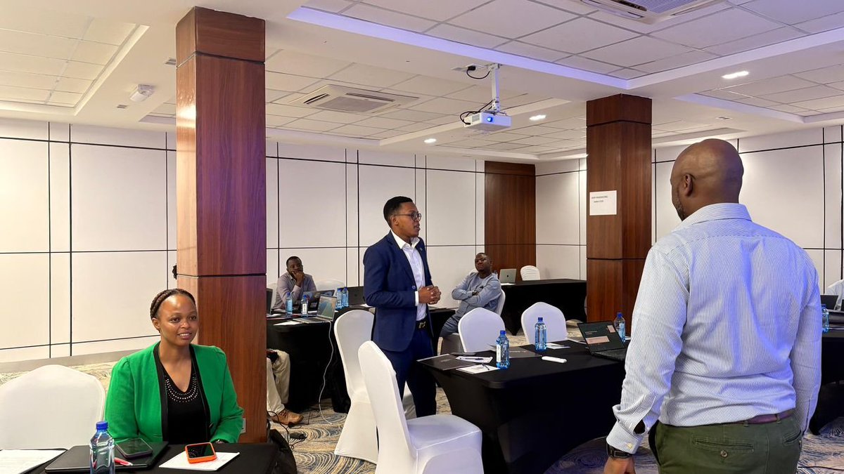 ahfrwanda's tweet photo. Today, in partnership with @EANNASO through the AHF Fund, we participated in the #BPRC Launch Workshop alongside @RBCRwanda and other stakeholders to strengthen community-level Pandemic Prevention, Preparedness, and Response (#PPR).@ahfafrica @AHFcares @HDIRwanda @sfhRwanda https://t.co/gmcl8ju4ec
