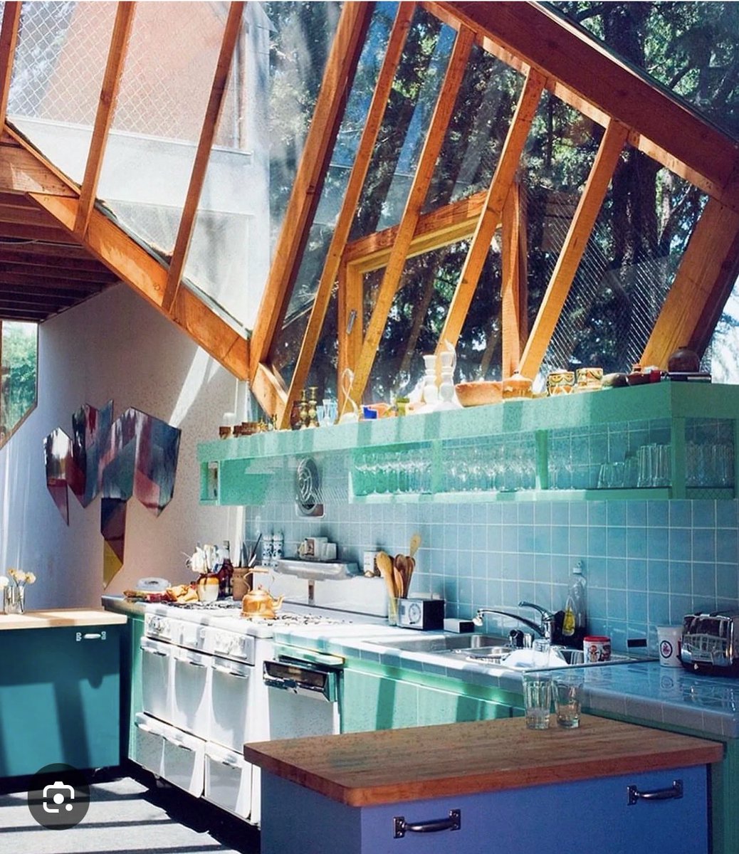 castel_ursula's tweet photo. La cocina más bonita de la historia del diseño y la arquitectura https://t.co/4YU4p4S1iX