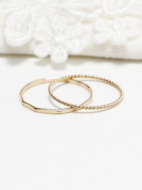 byJoeHanLee's tweet photo. Just purchased by an irresistible! π #stackingrings, #goldring, #goldrings, #thinring, #thinrings, #baguefemme, #ringsforwomen, #thumbring, #simplering, #jewelrygifts, #pursuehappy #etsy https://t.co/i0ULU9i9gy