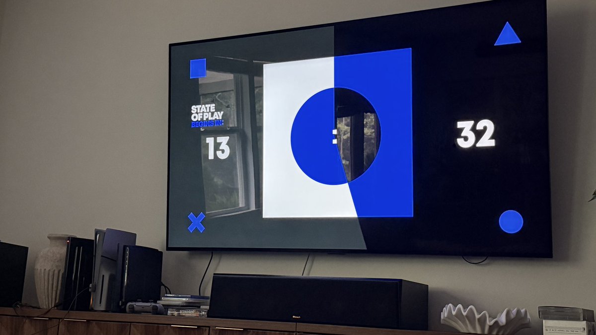 DaReelSebas's tweet photo. State of play seems to be a big one, so had to put it on the big screen 😬 https://t.co/mllNN5VkvC