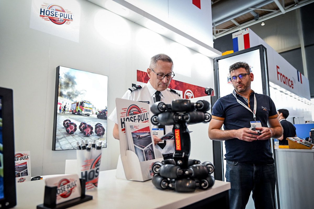 BoslandJP's tweet photo. Les partenaires de la Fédération nationale des @PompiersFR présents sur #Interschutz2026 aux côtés des autres constructeurs et fabricants européens et internationaux.
Je défendrai les initiatives françaises et européennes pour préserver notre souveraineté et l’investissement dans nos intérêts.