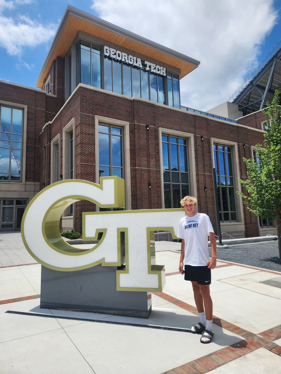 Cam_kicks2029's tweet photo. Had a great time at the Georgia Tech Specialist Camp today. Thankful to @CoachTimSalem and the Georgia Tech staff for hosting a great camp, charting our performances, and providing quality instruction throughout the day.
Always grateful for opportunities to compete and get better. #AGTG 
@RecruitTheRoad @GrangerShook @StClark30
