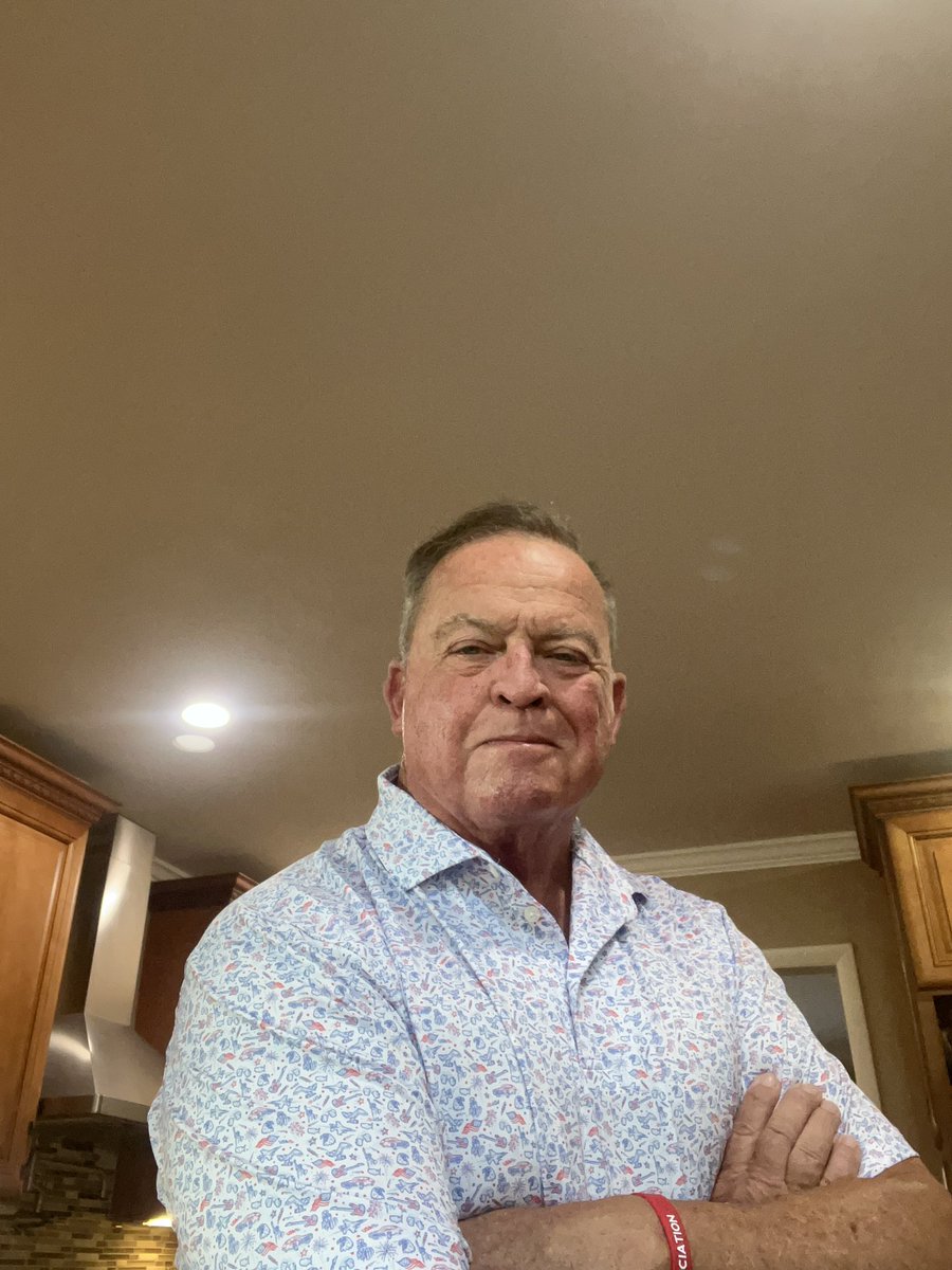 Shmurray79's tweet photo. CONFIDENCE of what the Day will bring!!!! https://t.co/Ix0h1k8hUp