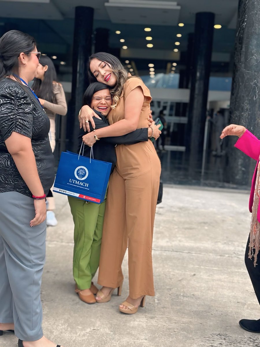 KathyPachecook's tweet photo. 🇪🇨✨ Fue un placer compartir con los estudiantes de la UTMACH durante su visita a la Asamblea Nacional. 🏛️🎓
Gracias por su interés, participación y entusiasmo por conocer más sobre nuestra democracia. 🤝💜
#KatherinePacheco #UTMACH #AsambleaNacional #ParticipaciónCiudadana #Juventud #Ecuador #ElOro