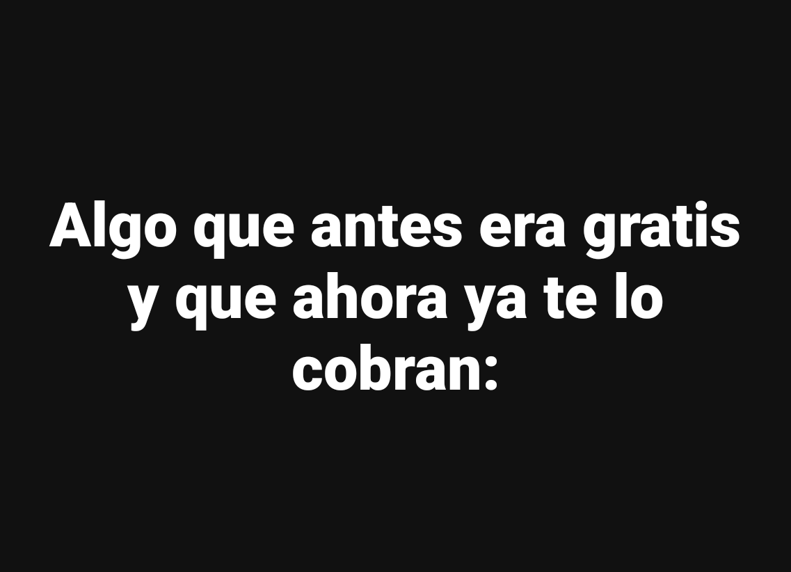arck's tweet photo. La caricia... Digo khaaaa https://t.co/vu9PBA0fhI