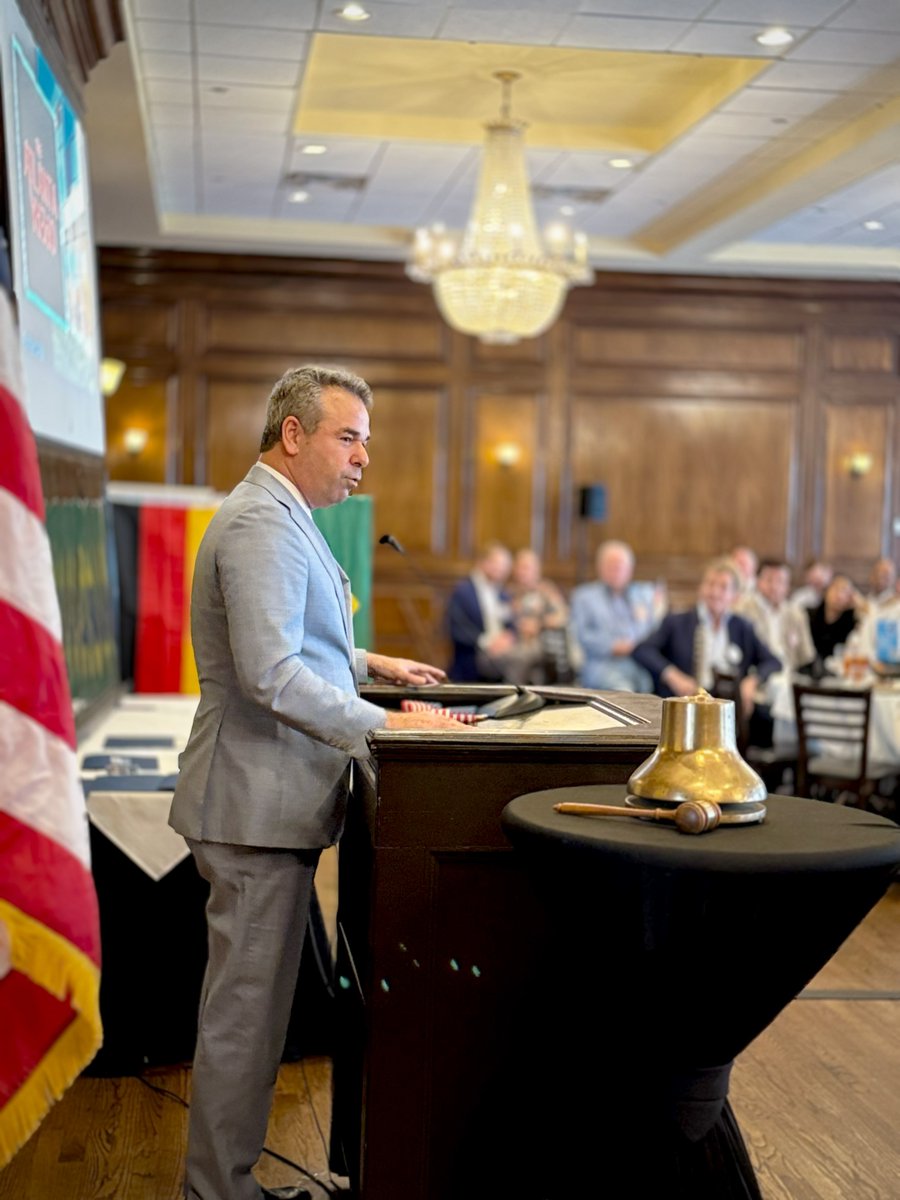 BuckheadRotary's tweet photo. We were delighted to welcome 🎭 @TheAtlantaOpera’s Tomer Zvulun yesterday! Tomer shared an exciting look at the transformation of the historic Bobby Jones Clubhouse into the Molly Blank Center for Opera, a new hub for arts, education &amp; community engagement along the Atl Beltline. https://t.co/sgB0Wi1KBX