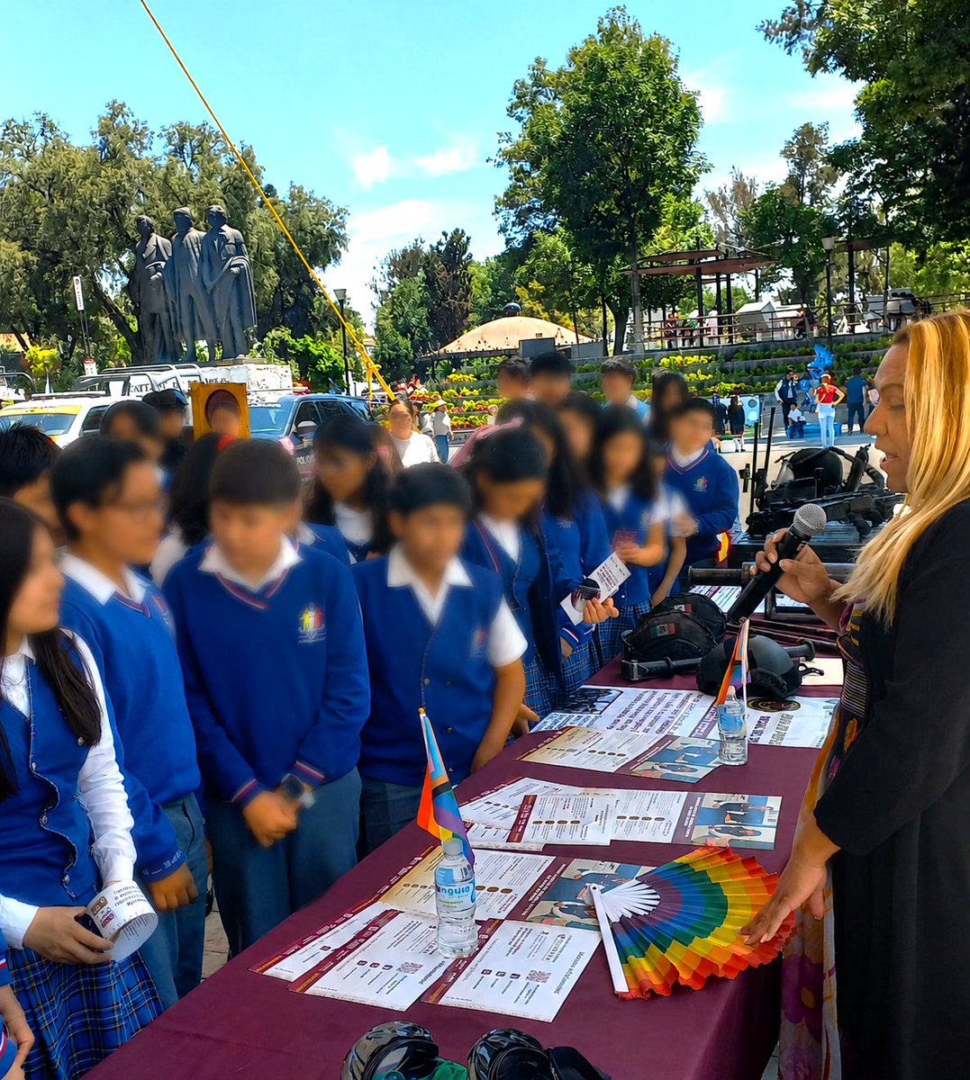 CEAVEM's tweet photo. En el Municipio de #Ecatepec, participamos con un módulo informativo sobre los servicios de la #CEAVEM en la Feria de Prevención Social del Delito y la Delincuencia, iniciativa para fortalecer espacios más seguros para las nuevas generaciones.

#CEAVEMContigo #ElPoderDeServir https://t.co/dW9ETGOoaZ