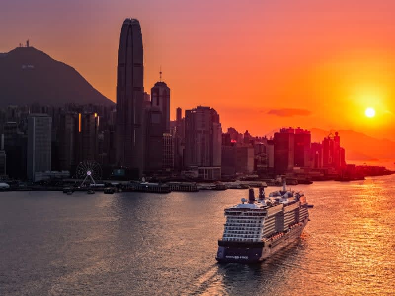 CruiseStore's tweet photo. Imagine sailing into a destination like this ✨
On Celebrity Solstice, the journey is just as incredible as the destinations, iconic skylines, vibrant cities, and breathtaking views from sunrise to sunset.
📲 Ready to set sail? Contact me to book your cruise! https://t.co/3egFFyHfDE