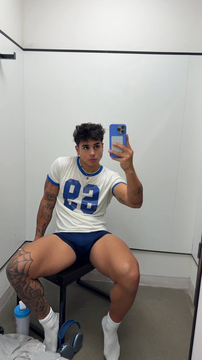 matichoa's tweet photo. Me haces compañía en el Zara? https://t.co/RyFPGoLbzf